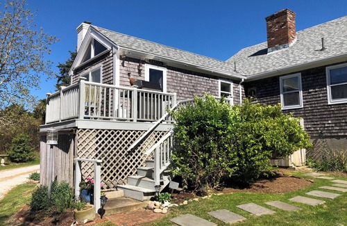 Pocomo House | 4-bedroom house in superb Nantucket with WiFi, AC
