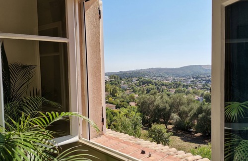 Cagnes-sur-Mer House | 4 bedroom house, Panoramic view of the Saint Paul de Vence region