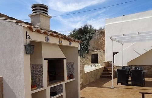 Los Vives Villa | 4 Bedroom House private pool, BBQ, sleeps 8 8 minute walk into the village