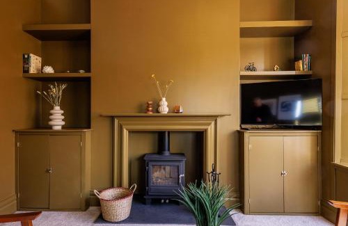 Sunderland House | 4 Bedroom Modern Central Sunderland Home