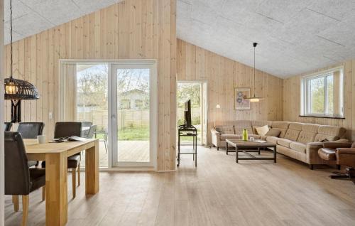 Vinderup House | 4 Bedroom Nice Home In Vinderup