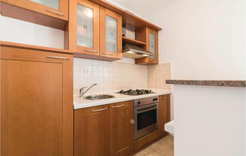 Kupinecki Kraljevec House | 4 Bedroom Nice Home In Starjak