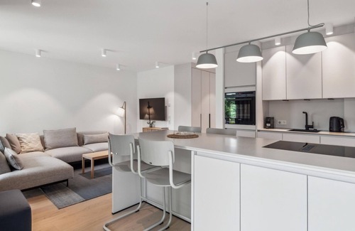 Tossens Apartment | 4 bedroom stunning apartment in Tossens