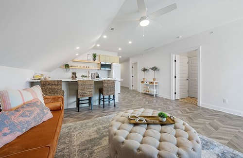 Sandusky Condo | 4 Bedroom Stylish Downtown Condo