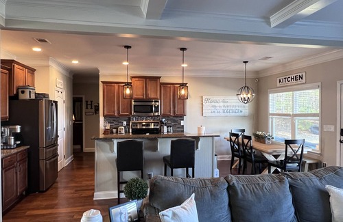 Grovetown House | 4 bedrooms 3 FULL baths- Large Outdoor Living Space- 20 minutes to the Masters!