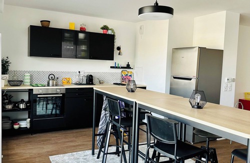 Quartier du Palais Apartment | 🏅 4 Bedrooms - 4 Bathrooms with🚽 Private in Créteil 🌟 JO 2024 🚇 RER D'et Métro 8