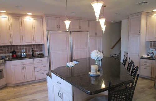 Revere House | 4 BR 4000 SF OCEANFRONT MODERN HOME NR BEACH, DOWNTOWN, AIRPORT - 31 DAY MINIMUM