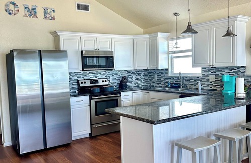 Surfside Beach House | 4-BR Beach Front House By Jetty Park Surfside Beach Walk Right Down To The Beach