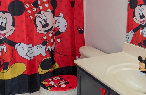 Tuscan Ridge House | 4 BR Entire Home near Disney with Pool.Themed Rooms.Star War.Mickey & Lion King