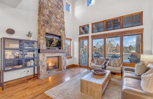 Pronghorn House | 4 BR Pet-Friendly Townhouse @ Juniper Preserve Resort