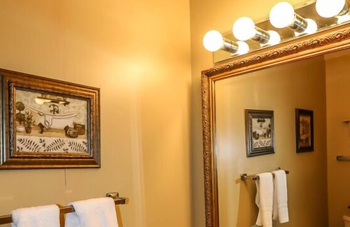 Hot Springs Village House | 4 Cabo Tinoso Place - HDTV, WIFI. Nicely furnished town home, screened in porch,