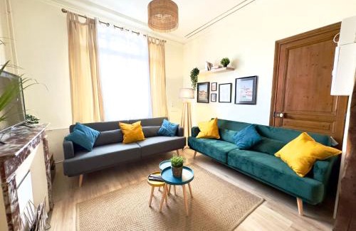 Amiens House | 4 Ch - 10 pers - Grande Maison - Parking - Jardin - BBQ