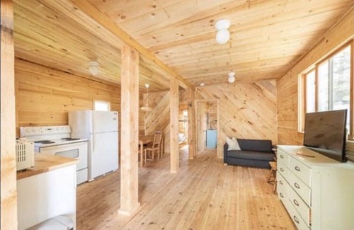 Muskoka Lakes Cabin | #4 Cozy Muskoka Lake Cottages