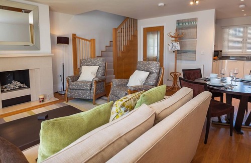 Dartmouth Cottage | 4 Dart Marina