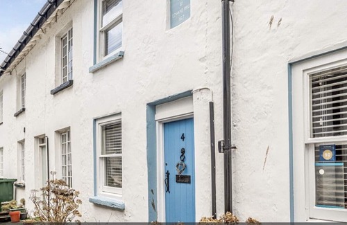 Aberdovey Cottage | 4 Evans Terrace Beautiful Cottage in the heart of Aberdovey! Free parking permit