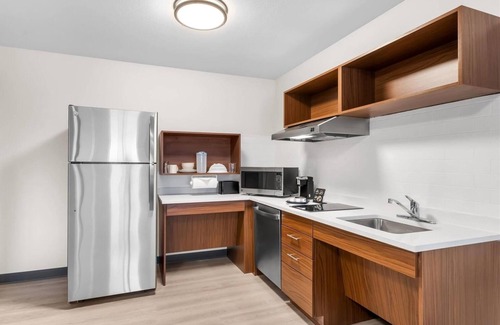Cheyenne Hotel | 4 Extended Stay Suites | West Lincolnway Cheyenne