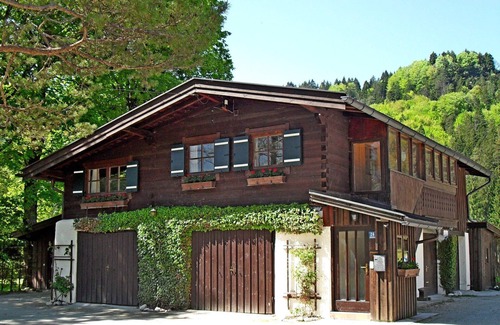 Winkl House | 4*holiday home in stunning location w/garden & winter garden