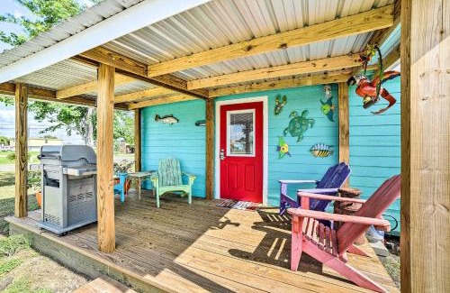 Rockport House | 4 Mi to Beach and Fishing Rockport Cottage with Deck!