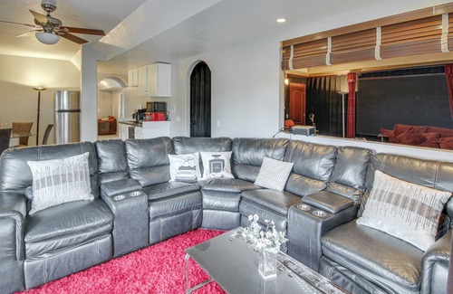 Southwest Colorado Springs Apartment | 4 Mi to Broadmoor! Apt w/Movie Theater & Mtn View