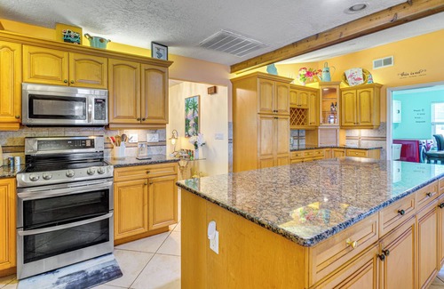 Pelican House | 4 Mi to Cape Harbour Fun! Canal-Front Oasis