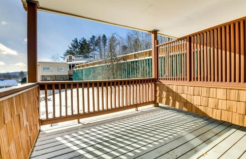 Stowe Area Apartment | 4 Mi to Stowe Mountain Resort Studio with Balcony