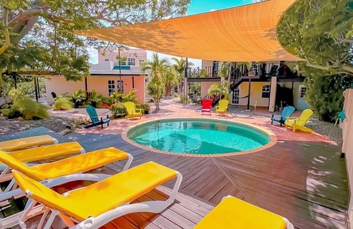 Washington Apartment | 4 Min Drive To The Nr.2 Worlds Best Beach! Family-size Apartment with Pool & BBQ