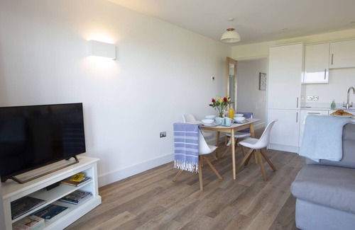 Bolberry Cottage | 4 OCEAN REACH, pet friendly, with a garden in Bolberry