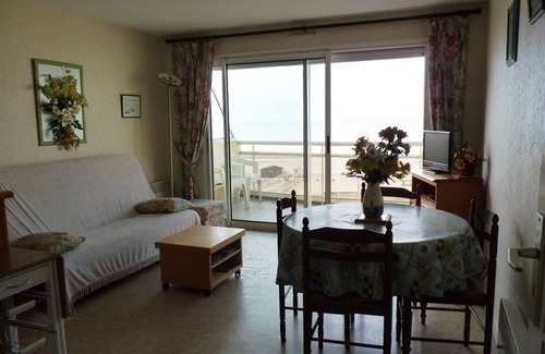 Merlimont-Plage Apartment | 4-person apartment with parking, elevator and bike storage in Merlimont