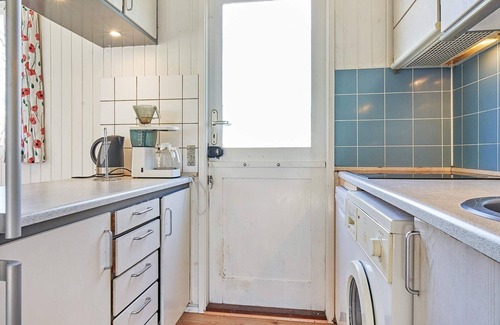 Oster Somarken House | 4 person holiday home in Aakirkeby-By Traum