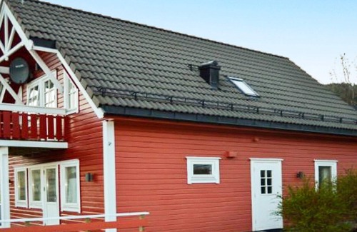 Vagsoy House | 4 person holiday home in MÅLØY-By Traum