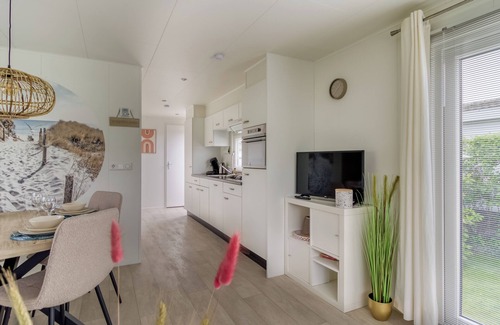 Retranchement Ski Chalet | 4-persoons Chalet aan zee op Slechts 150 Meter van het Strand Cadzand-bad
