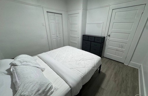 Morgantown Apartment | 4-Pet Friendly Private Apartment .6mi to High St