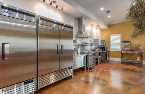 Naples House | 4 Private Suites in a New Ultra Luxury Residence