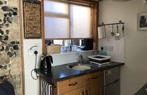 Saxmundham Cottage | 4* Rated Town Cottage for couples or solo travellers, close to Heritage Coast