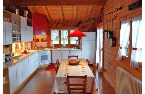 Agra House | 4-room house in absolutely quiet and all-day sunny south facing with dream view