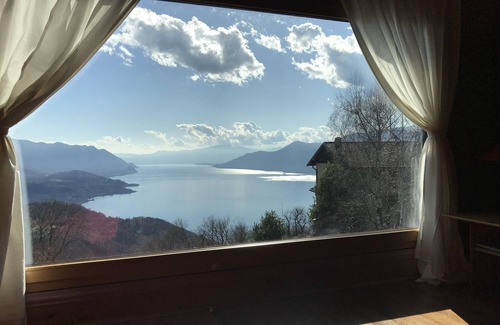 Agra House | 4-room house in absolutely quiet and all-day sunny south facing with dream view