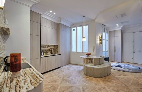 Chaussee-d'Antin Apartment | 4 Rooms Apartment Opera Vendome