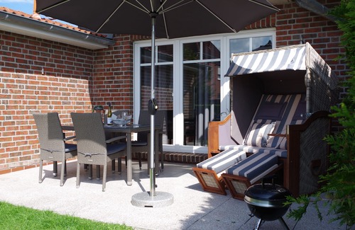 Neßmersiel Apartment | 4-star apartment "Nordstern" in Neßmersiel Ostfriesland -free Wi-Fi