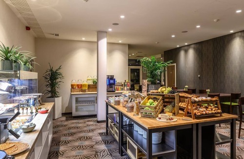 Oudenaarde House | 4 Units | 1 Double + Sofa | Near Oudenaarde Town Hall