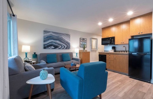 San Clemente Hotel | 4 Units | Kitchenette | Pool | Near Beaches & Downtown