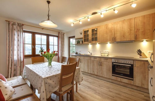 Ruhpolding Apartment | 4. vacation apartment Sonntagshorn, 90sqm, balcony, kitchen, 3 bedrooms, 1 living room