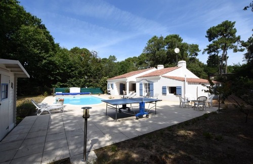 Jard-sur-Mer Villa | 4* VILLA/HEATED POOL/NEAR PINE FOREST AND BEACHES/JARD SUR MER
