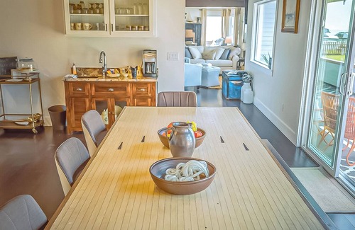Crescent City North House | 4 Waterfront Houses in 1: "Scopa" + "Selah" + "Seaview" + "SeaSong"