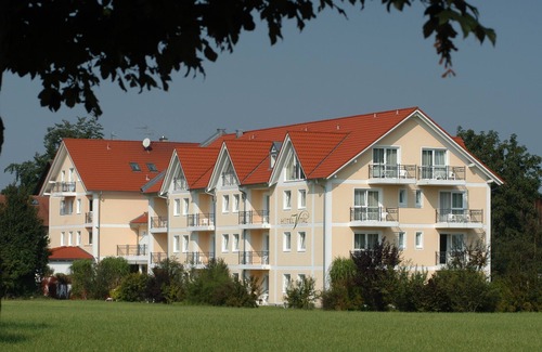 Bad Fuessing Apartment | 40 m² Feriensuite 5 Gehminuten von der Therme 1 Bad Füssing Entfernt