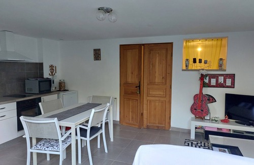 Le Thoronet Apartment | 40 m2 ground-floor studio with private pool