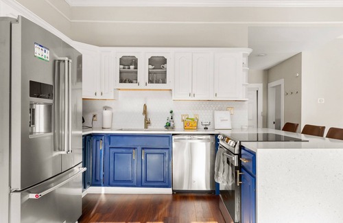 Tobin Hill House | 40% Monthly Discount 1920s Charm Steps from the Pearl & River Walk
