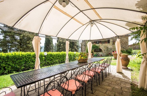 Capolona House | 400 m² House ∙ 8 bedrooms ∙ 14 guests