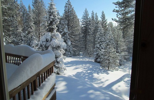 Truckee Cabin | 4000 sqft Luxury Home sleeps 10