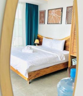 Ninh Kieu Apartment | 402MSNK Luxe Studio l Nice View l Balcony l Kitchen