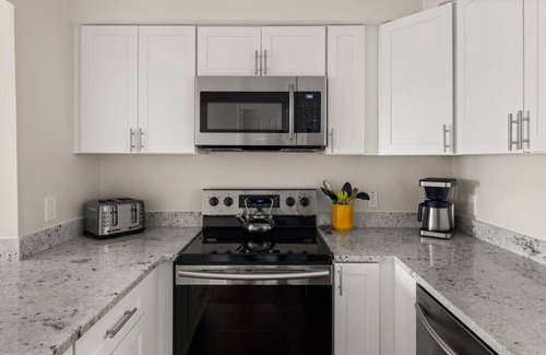 Warren Condo | 41 Summit Condo Near Mountain Shuttle by RedAwning